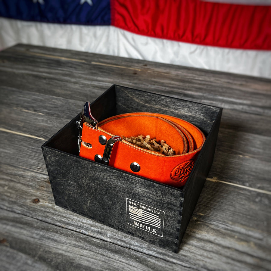 Gift Box. Engraving #17 Ua