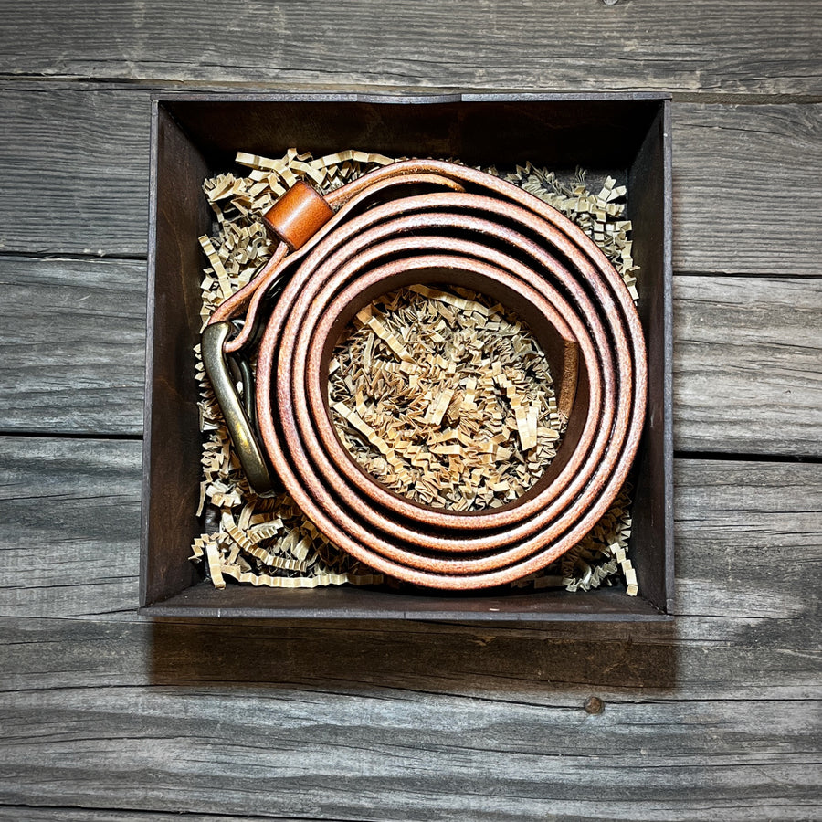 Black Gift Box. Engraving #5 En