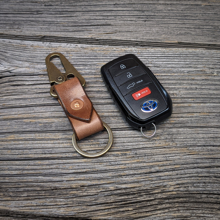 ANTIQUE BRASS SLING LEVER SNAP KEYCHAIN