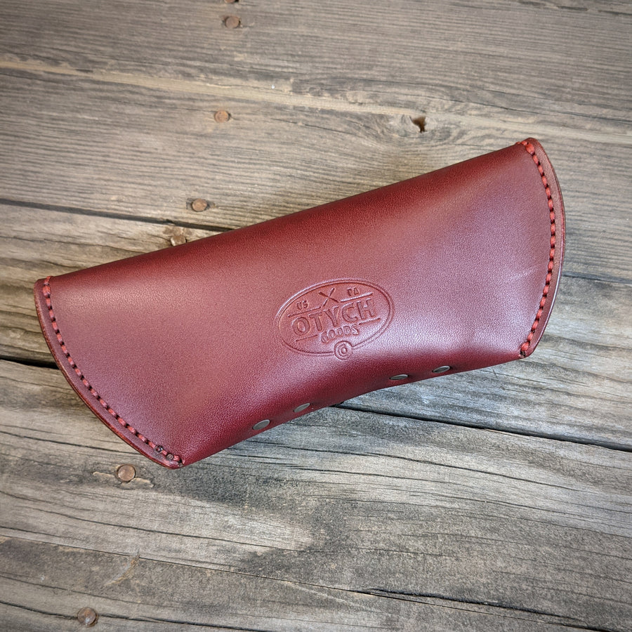 Sunglass case - Burgundy, Swing clasp