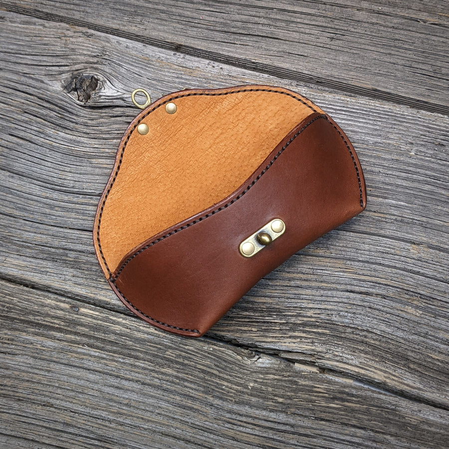 Sunglass case - Brown, Swing clasp