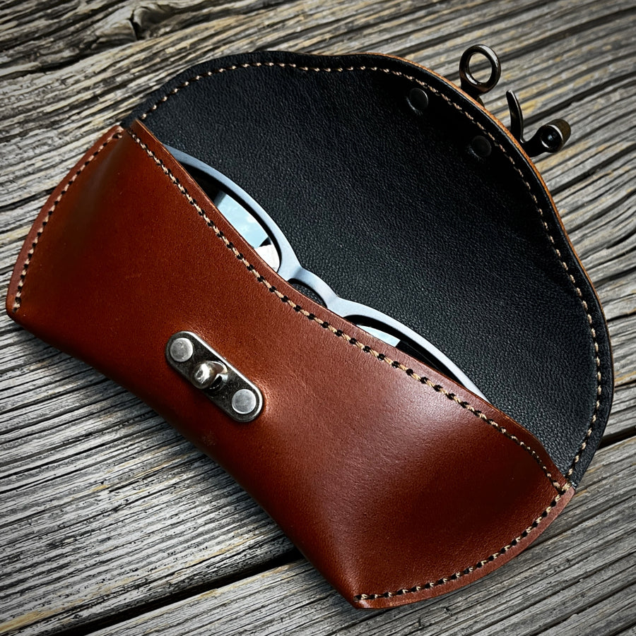 Sunglass case - Brown / Brown Thread