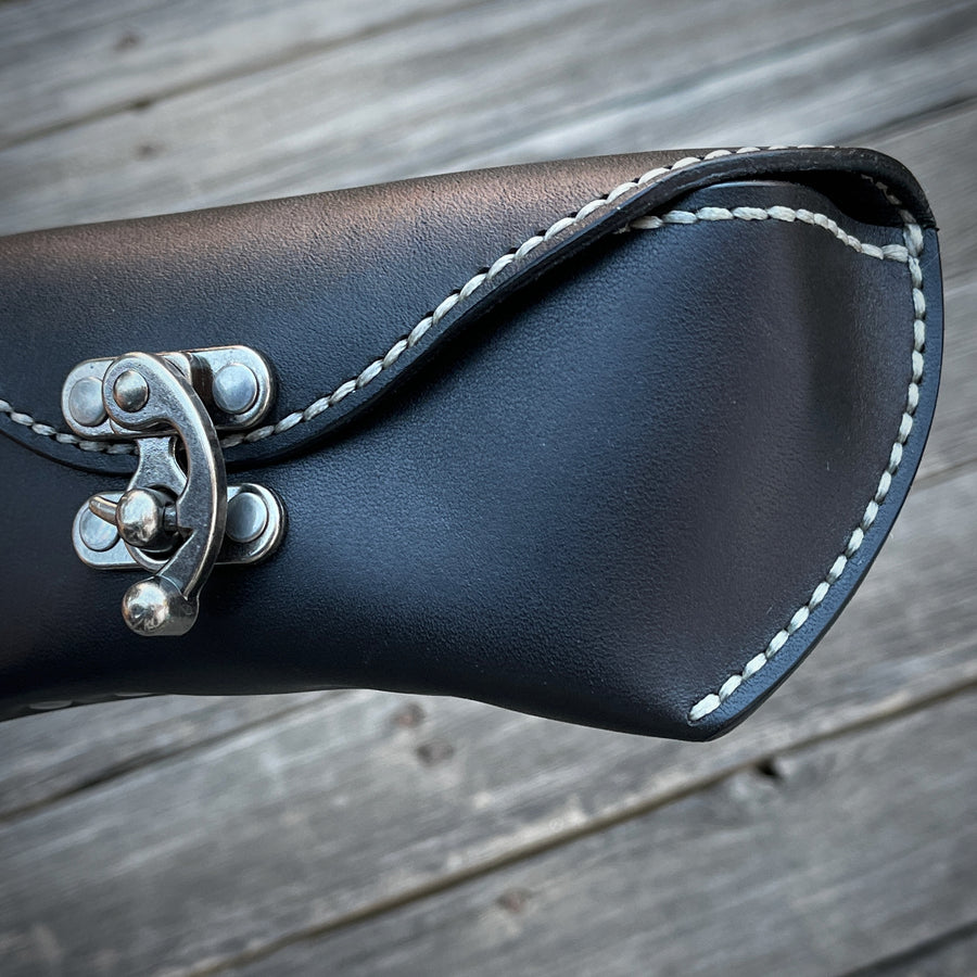 Sunglass case - Black, Swing clasp